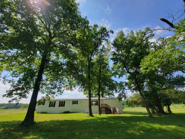 Building Photo - 3114 Dairyland Rd