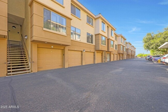 Photo - 1701 E Colter St Townhome