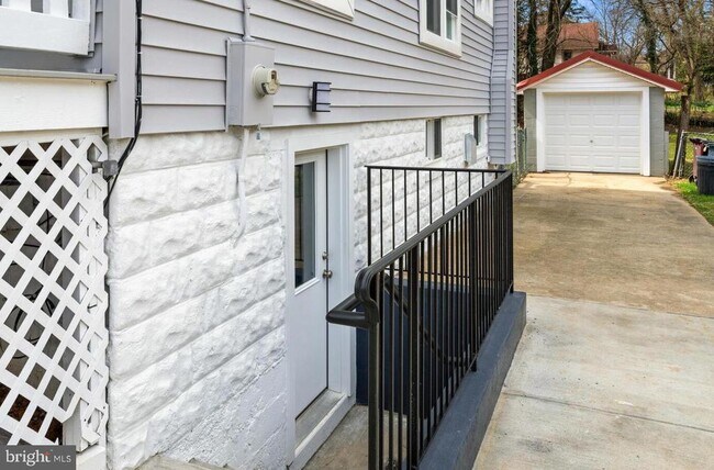 Photo - 6108 44th Pl House