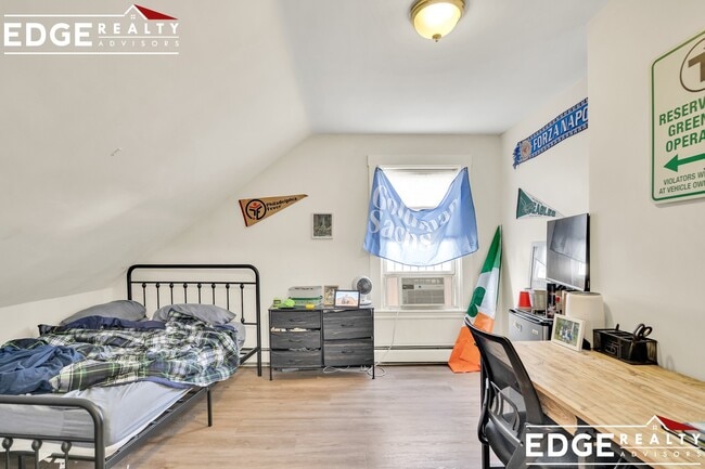 Photo - 30 Ashford St