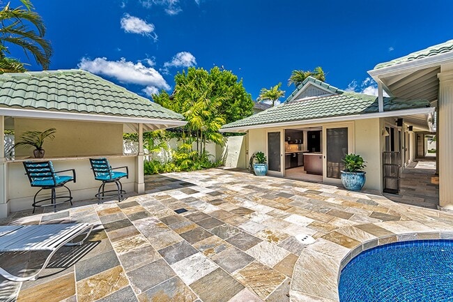 Photo - 5 BR Executive Home with Pool in prestigious Kahala! Pet Friendly!