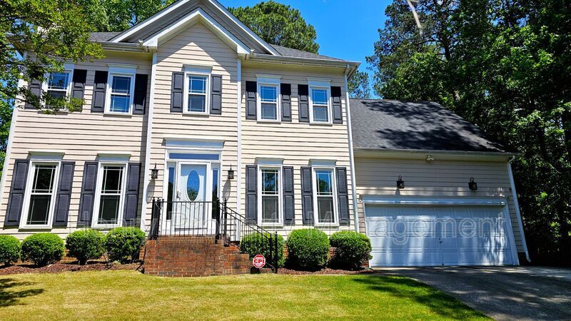 Photo - 206 West Hill Drive