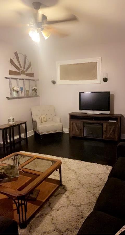 Photo - 408 W 4th St Unit 1F