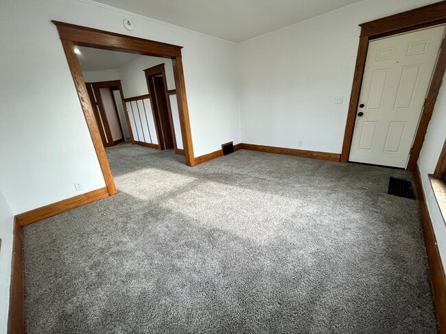 Photo - 239 Ann St NE Unit 2