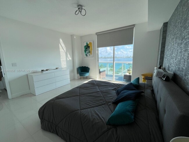 Photo - 7910 Harbor Island Dr Unit 608