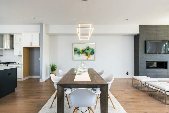 Photo - 100 Marshall Ct