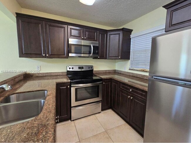 Photo - 1721 Balfour Point Dr Unit H