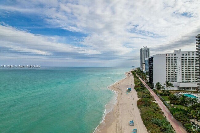 Building Photo - 6899 Collins Ave Unit 1603 Rental