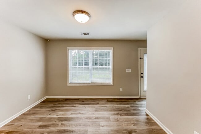 Photo - 6659 Breckenridge Dr