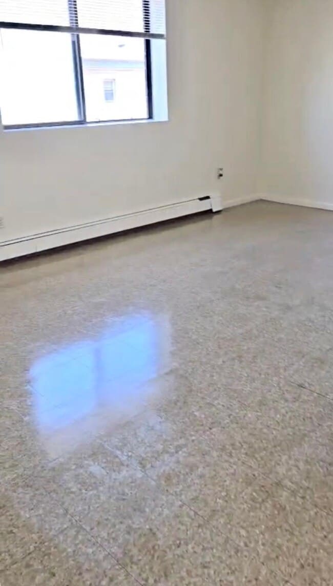 Photo - APTS in Everett, Malden, Chelsea & Boston