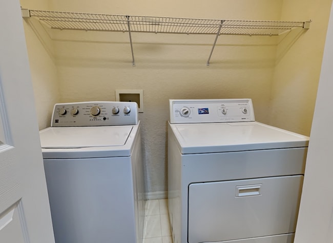 Photo - 3315 W De Leon St