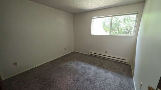 Photo - 8609 8th Ave W