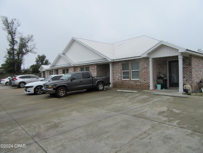 Photo - 612 Helen Ave Unit 2