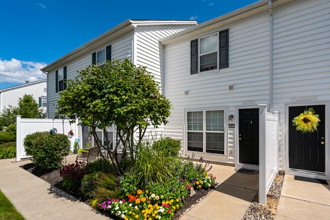 Sylvan Lakes Apartments