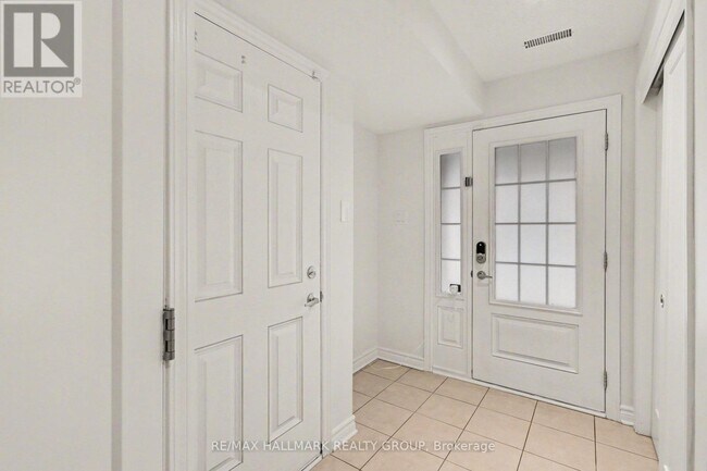 Photo - 865 Kilbirnie Dr