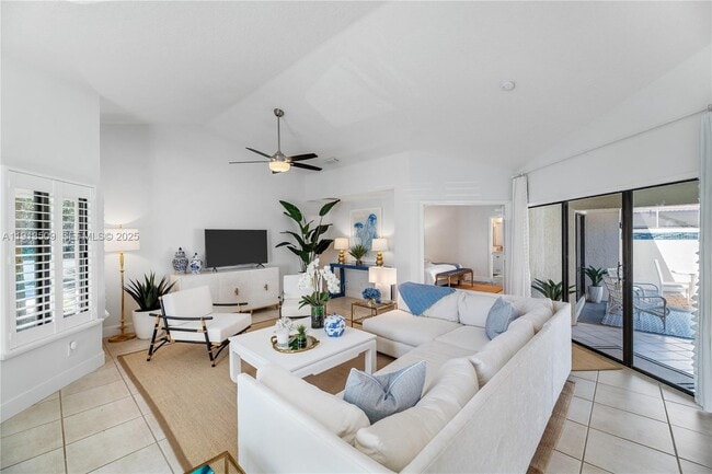 Photo - 701 Sea Oats Dr