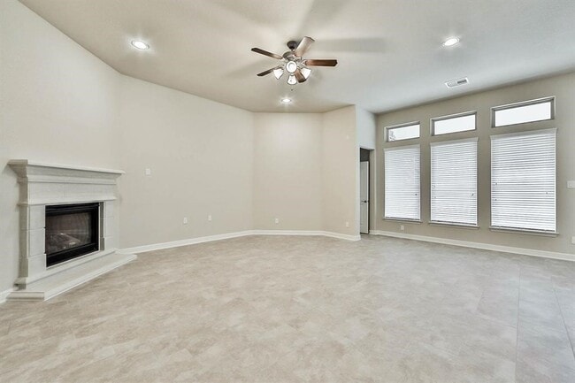 Photo - 4130 Grand Sunnyview Ln
