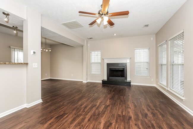 Photo - 8801 Cressent Glen Ct