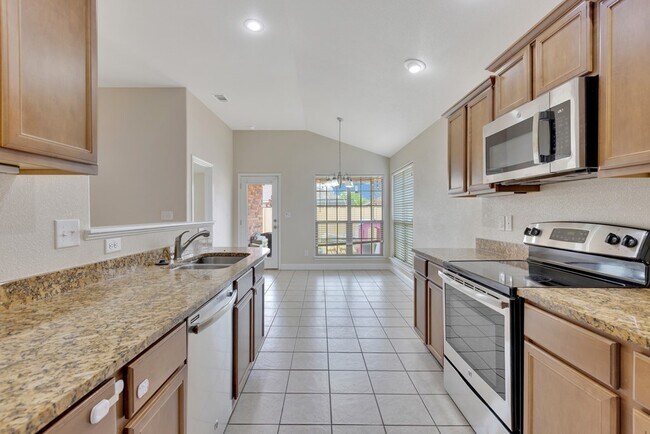 Photo - 409 E 97th St