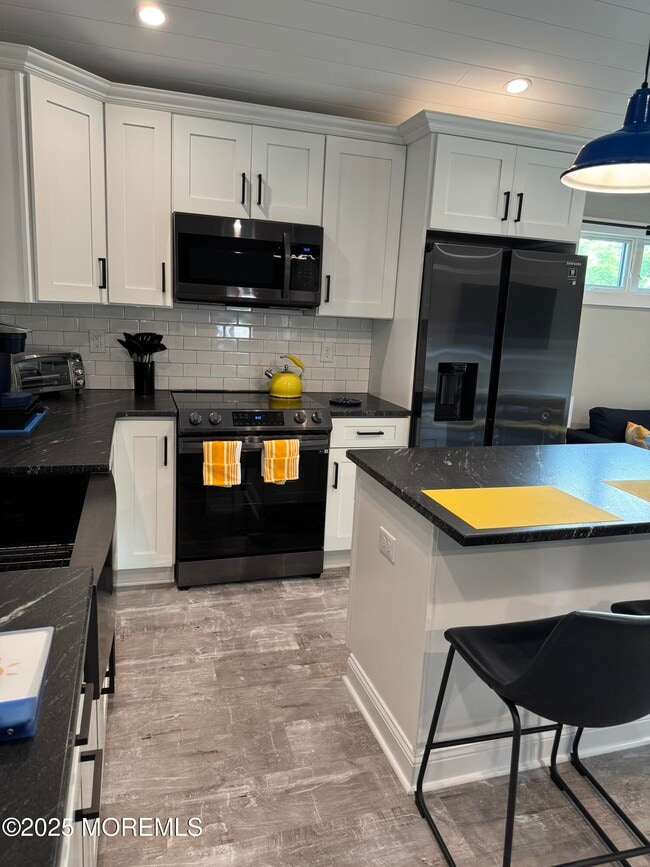 Building Photo - 1209 Langford St