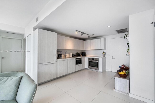 Photo - 501 NE 31st St Unit 3009