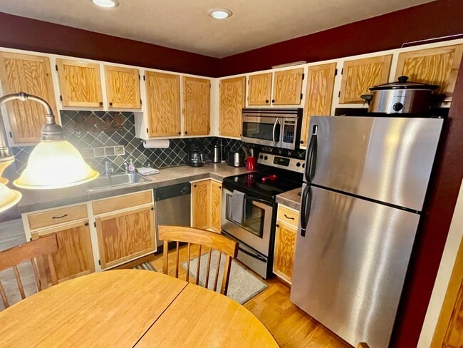 Photo - 228 County Rd