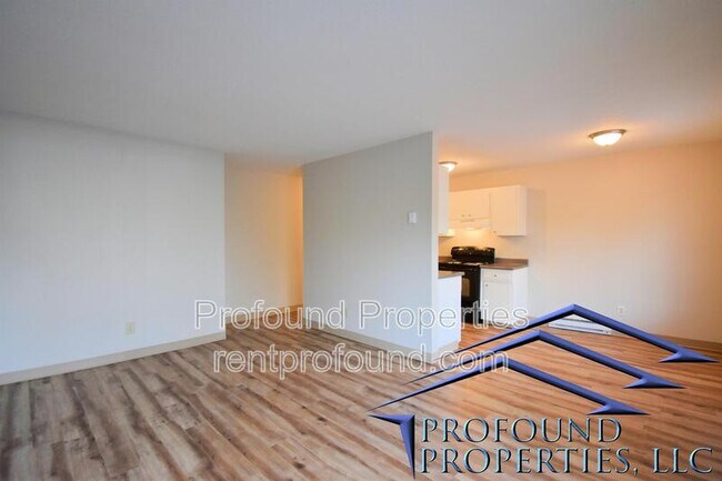 Photo - 706 NE 99th Ave