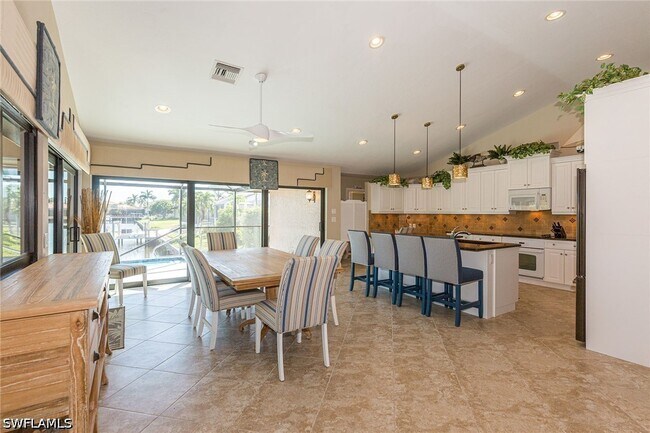 Photo - 219 Copperfield Ct