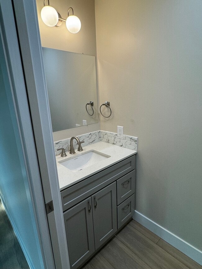 Photo - 1848 Garden St