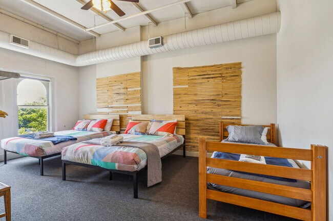 Photo - 2078 W 25th St Unit SI FL3-ID1593880P