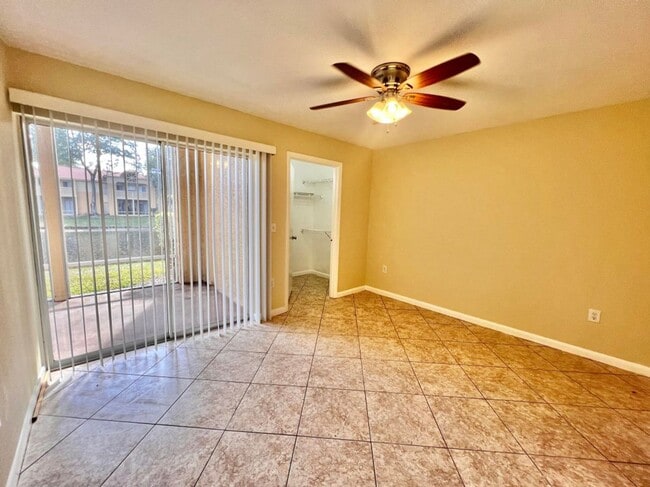 Photo - 4855 Via Palm Lakes