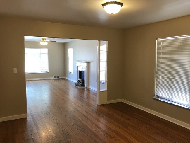Photo - 3 bed home in historic area for rent near the Paseo district, on Hudson between NW 23rd and NW 36th.