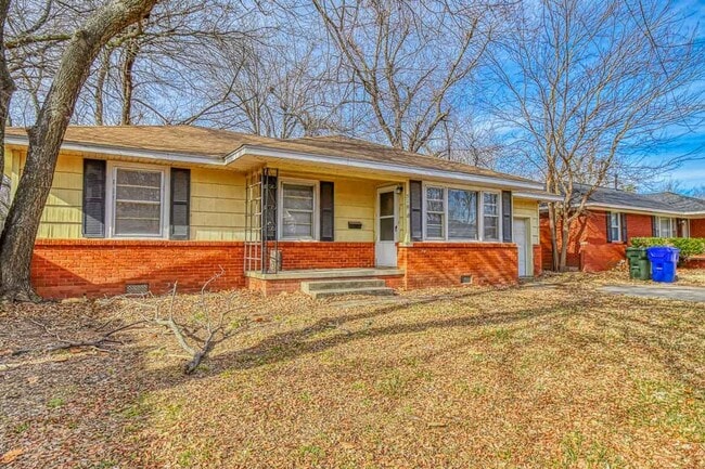 Photo - Charming Central Norman Home!