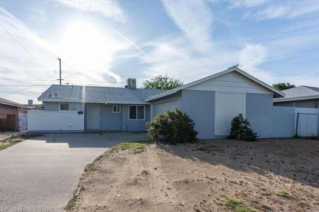 Building Photo - 45462 3rd St E Rental