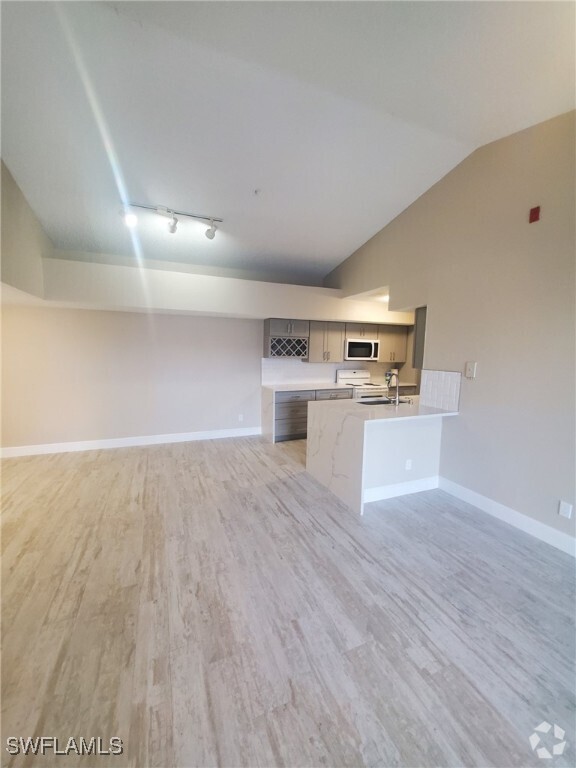 Building Photo - 13621 Eagle Ridge Dr Unit 1535 Rental