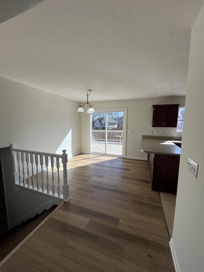 Photo - 1127 Fitzpatrick Rd