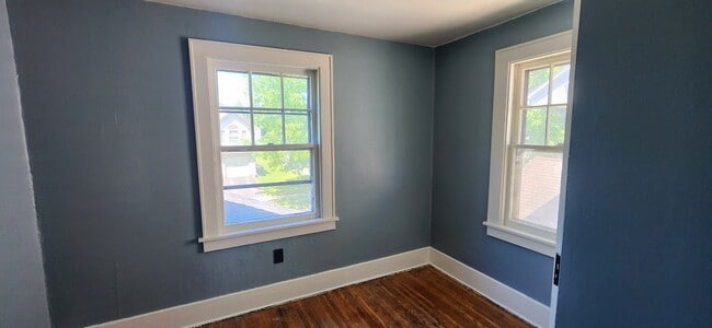 Photo - 273 Spruce Ave