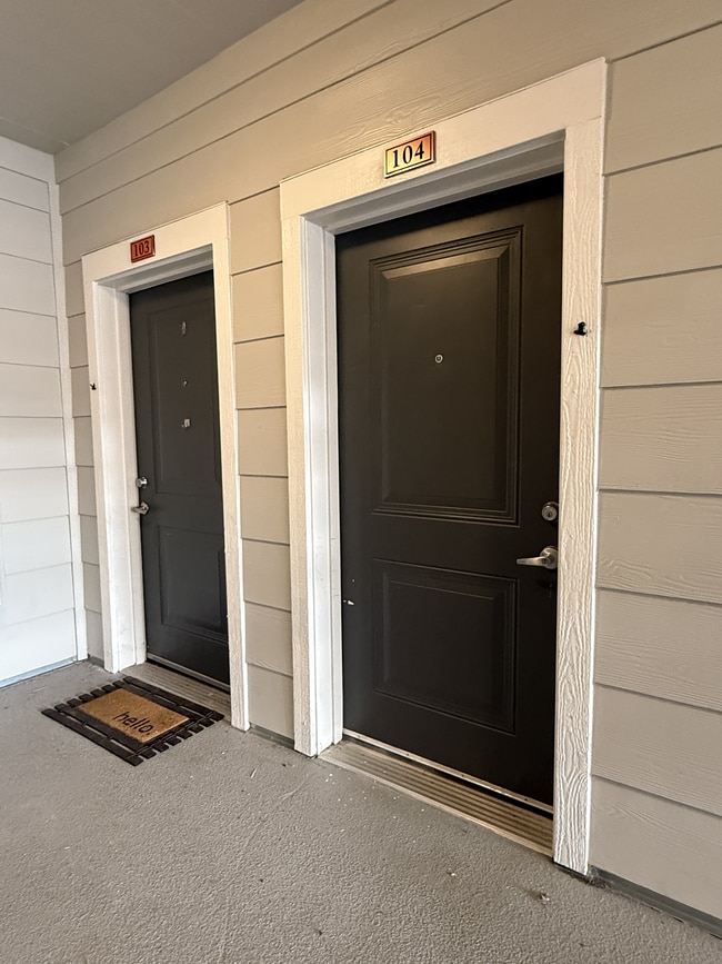 front-door-park-hill-4000--1x1-B104-Ash-A1-01-28-2026 - Park Hill 4000