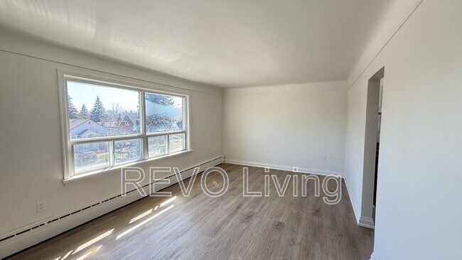 Photo - 6921 Barker St Unit 2