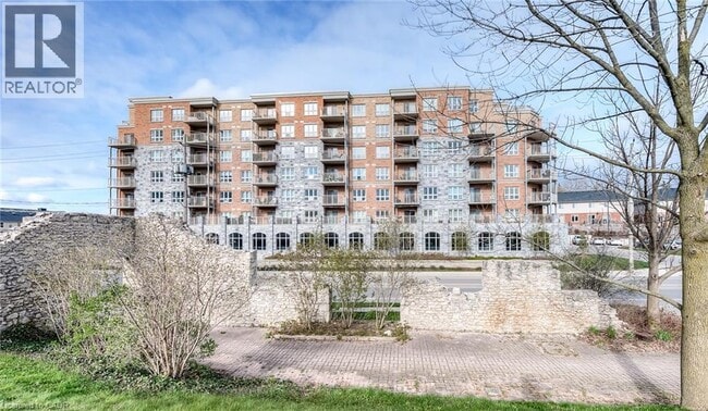 Photo - 155 Water St S Unité 406