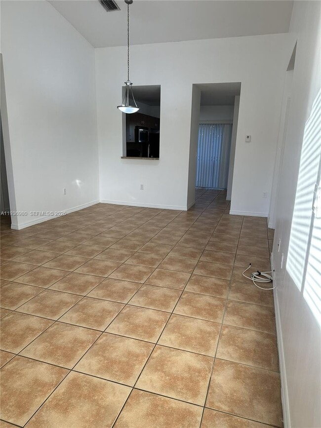 Photo - 6706 SW 115th Ct Unit 302