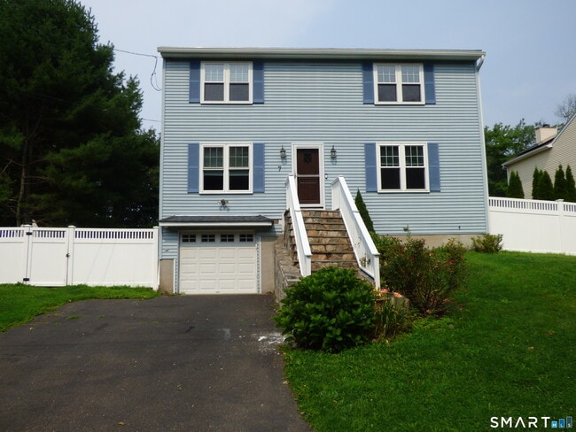 Photo - 7 Ridge Ln
