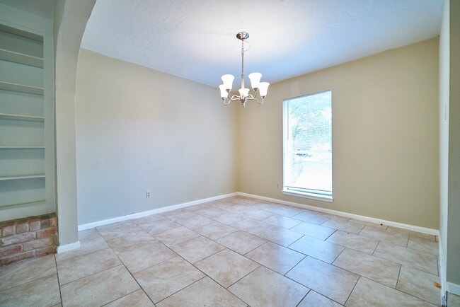 Photo - 14034 Utopia Dr House