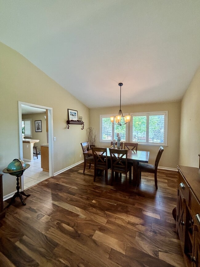 Photo - 901 Morgan Ranch Dr