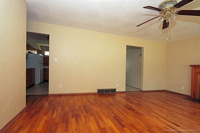 Photo - House Close To Campus- Available in June 2025