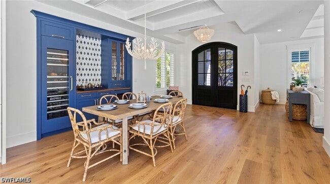 Photo - 844 8th St S