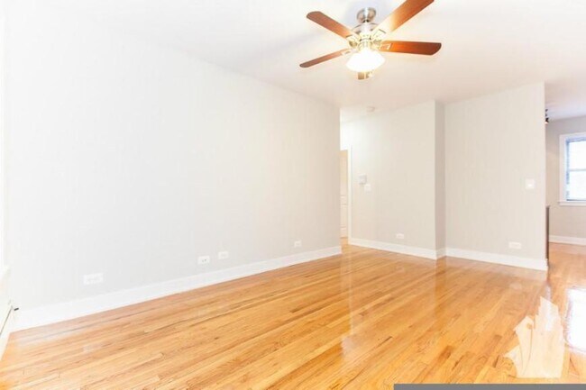 Photo - 2 bedroom in Chicago IL 60657