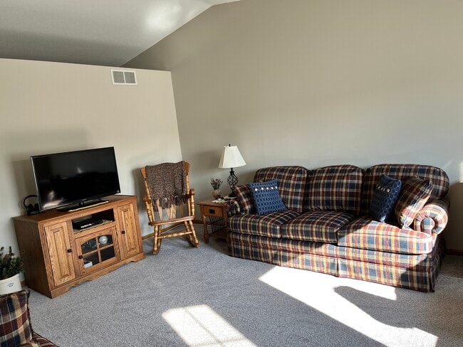 Photo - 2818 S Cedar Ave