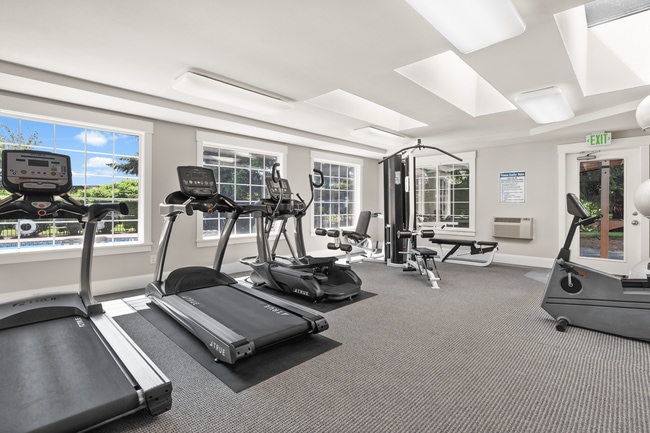 Centro de fitness comunitario - Crossroads at Meridian Apartments