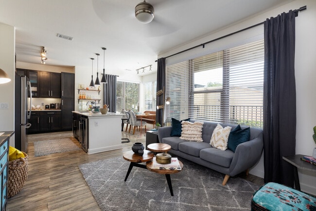 Building Photo - Mercantile River District Rental